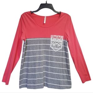 Teng Yue Women's Tee Size L